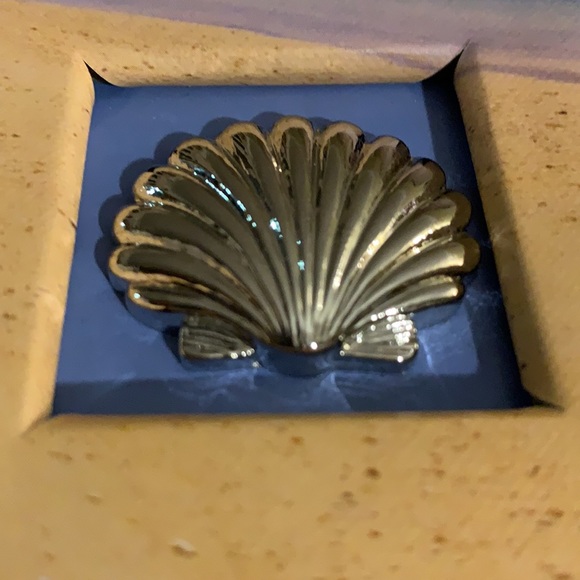 SALE!! Faith daily prayer encouragement books. 2 - Picture 3 of 11